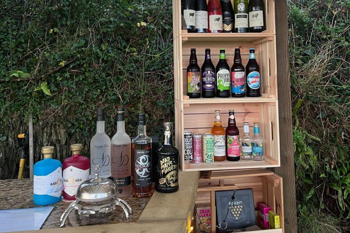 Villa Clotted Cream -Lydcott Glamping, Cornish Sea Views Looe Exterior foto